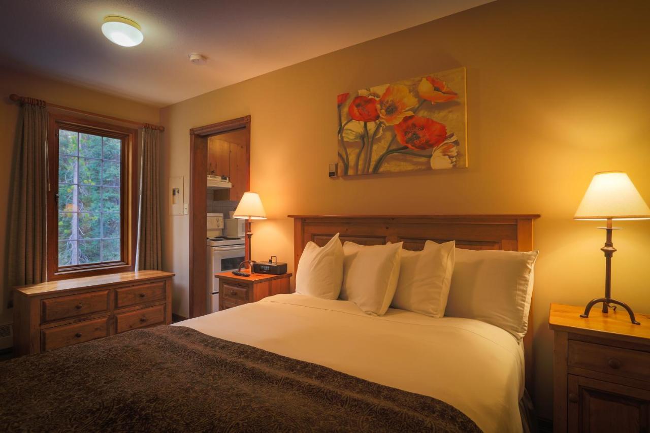 Paradise Lodge And Bungalows Lake Louise Εξωτερικό φωτογραφία