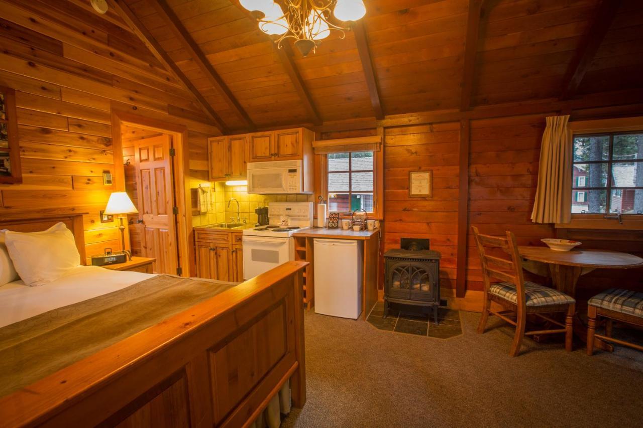 Paradise Lodge And Bungalows Lake Louise Εξωτερικό φωτογραφία
