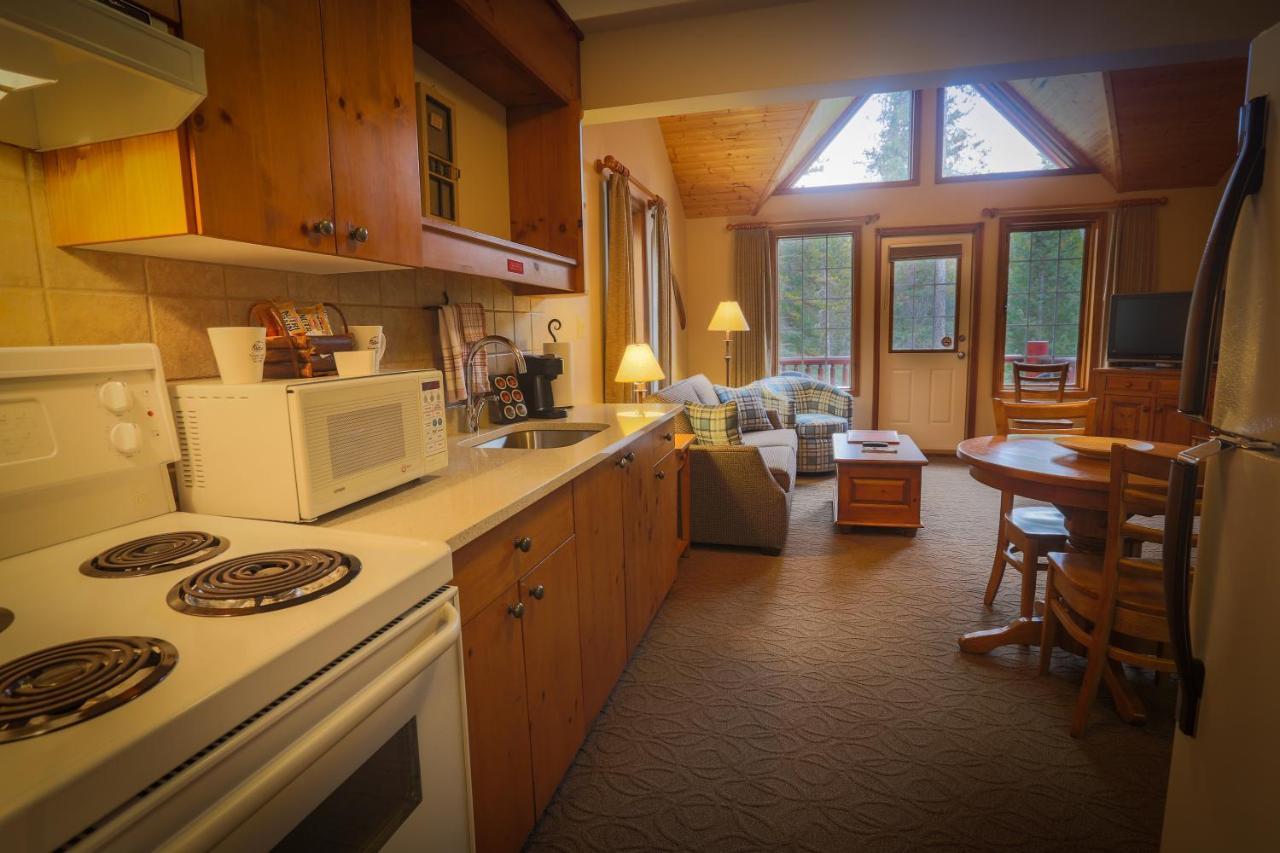 Paradise Lodge And Bungalows Lake Louise Εξωτερικό φωτογραφία