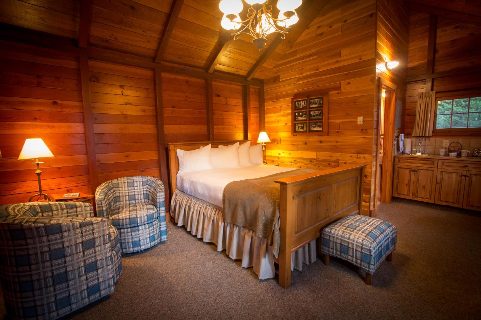 Paradise Lodge And Bungalows Lake Louise Εξωτερικό φωτογραφία