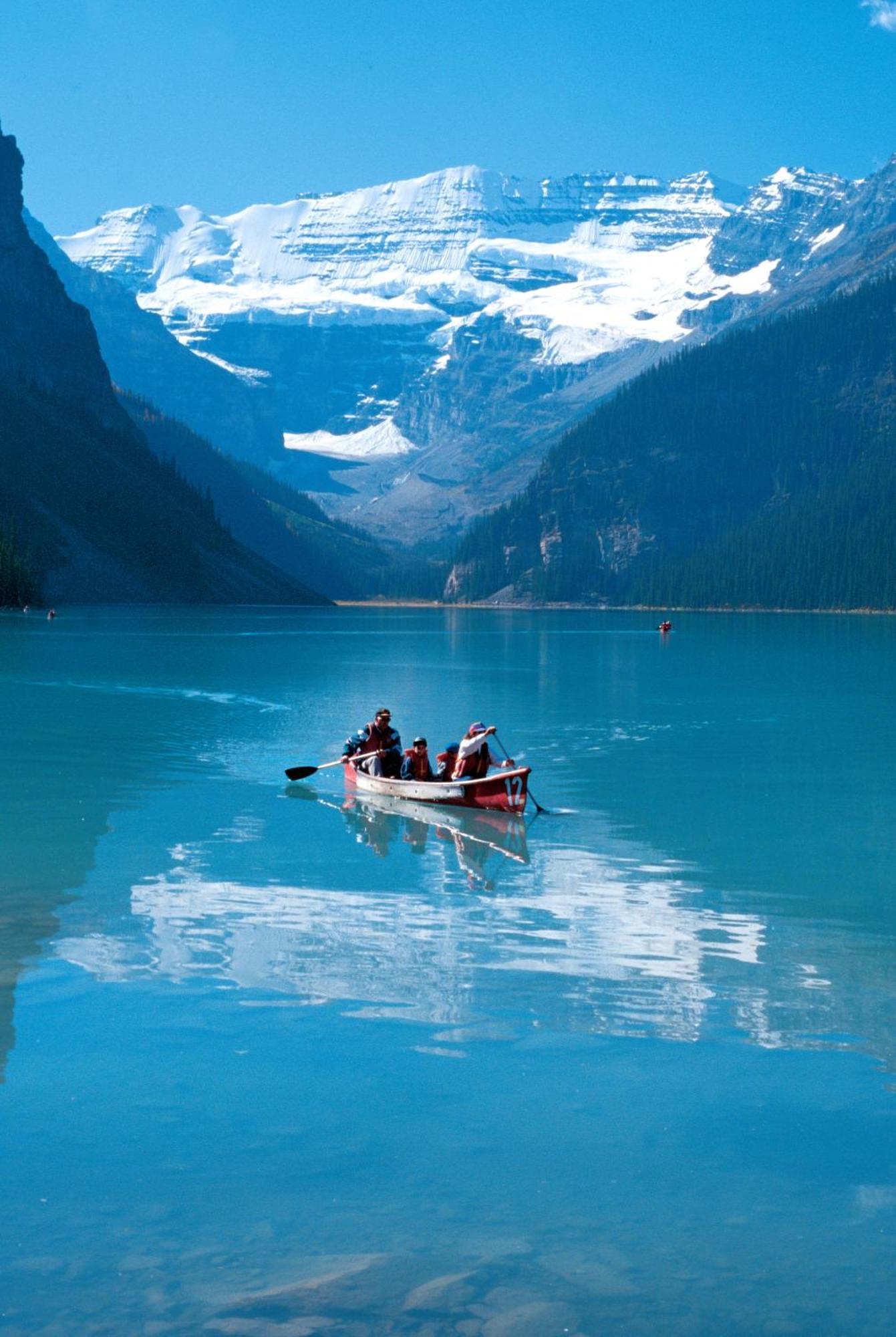 Paradise Lodge And Bungalows Lake Louise Εξωτερικό φωτογραφία