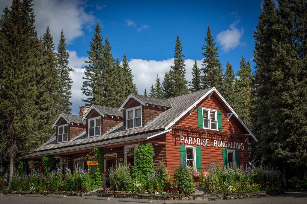 Paradise Lodge And Bungalows Lake Louise Εξωτερικό φωτογραφία
