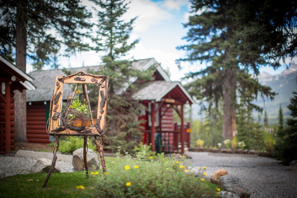 Paradise Lodge And Bungalows Lake Louise Εξωτερικό φωτογραφία