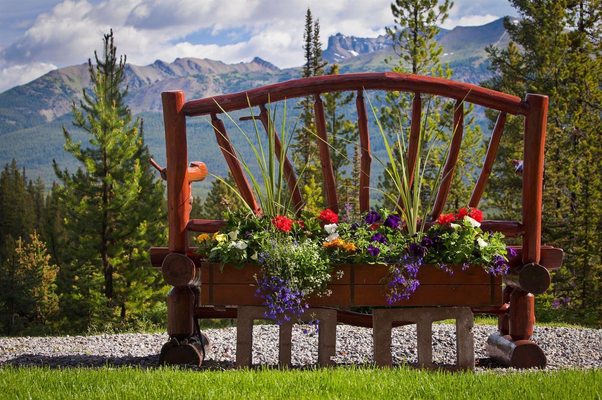 Paradise Lodge And Bungalows Lake Louise Εξωτερικό φωτογραφία